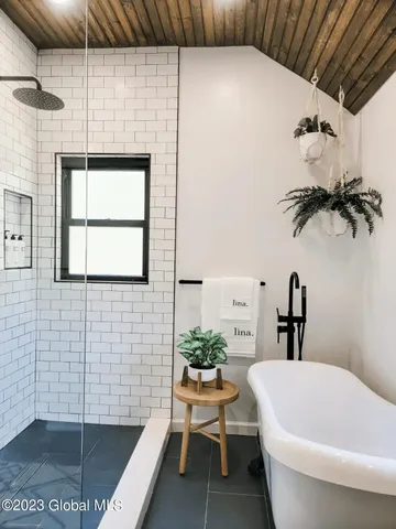 $1,150,000 | 724 Green Lake Road, Catskill, NY 12414