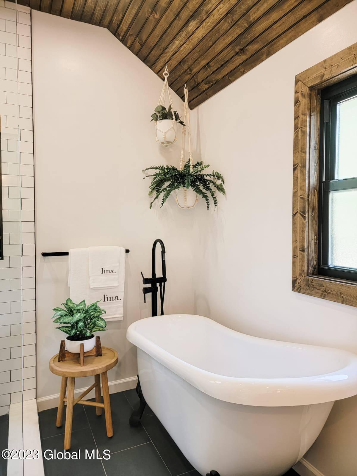 724 Green Lake Road Catskill, NY 12414 - Photo 14 of 34 9503707f-e85b-4cdd-9b49-4bbba718358d