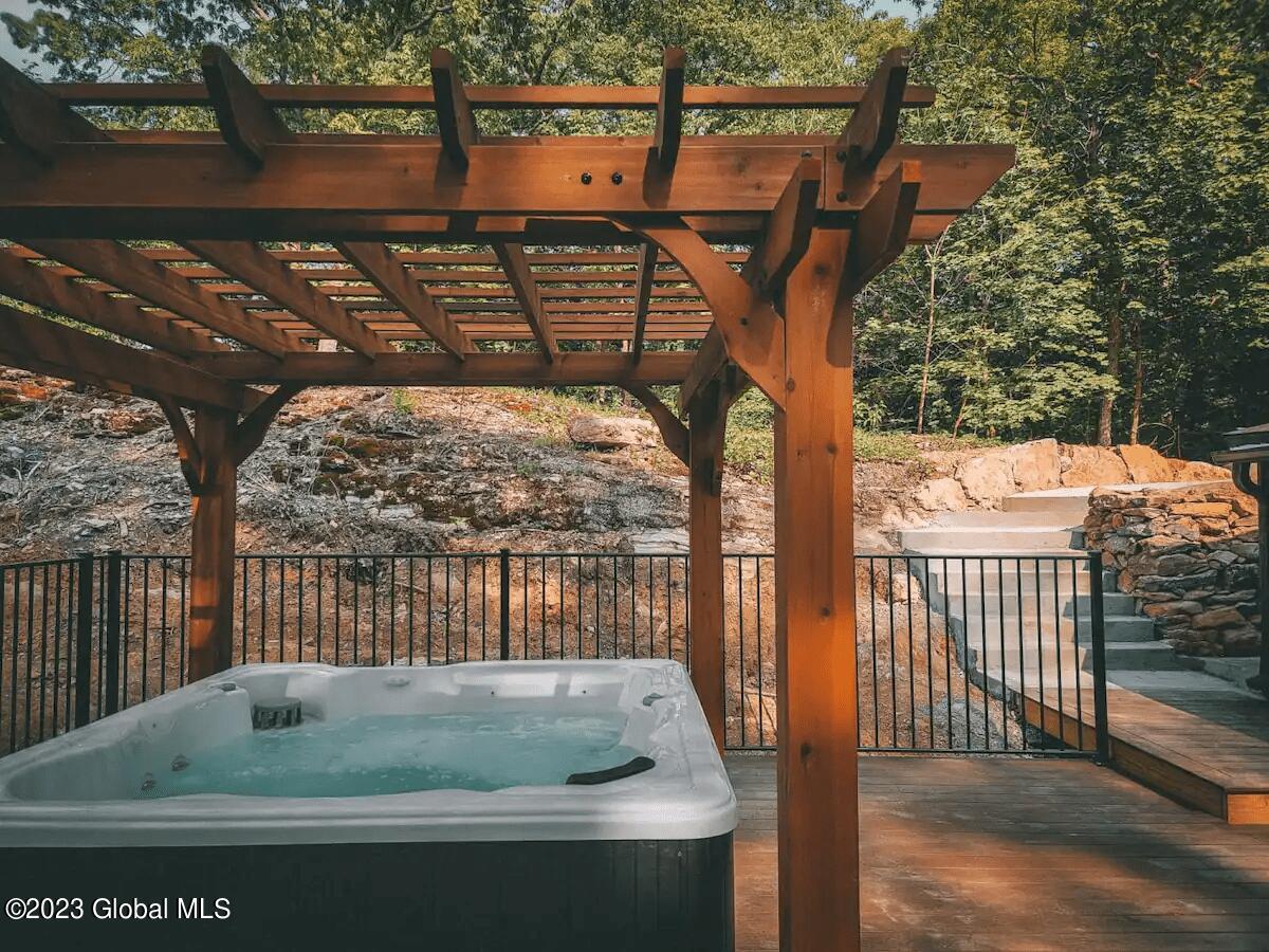 724 Green Lake Road Catskill, NY 12414 - Photo 27 of 34 5cb89c4d-9009-42b6-be2d-40e687119d34.jpe