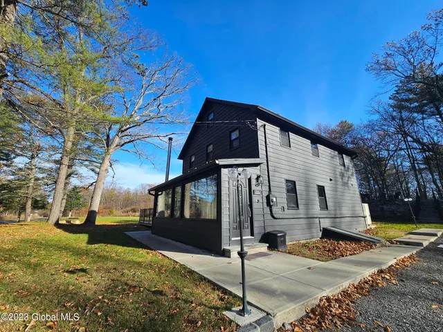 $1,150,000 | 724 Green Lake Road, Catskill, NY 12414