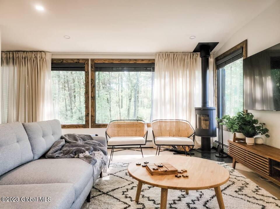 724 Green Lake Road Catskill, NY 12414 - Photo 5 of 34 8ecc2b57-feaf-4266-9812-67a80bb358f0