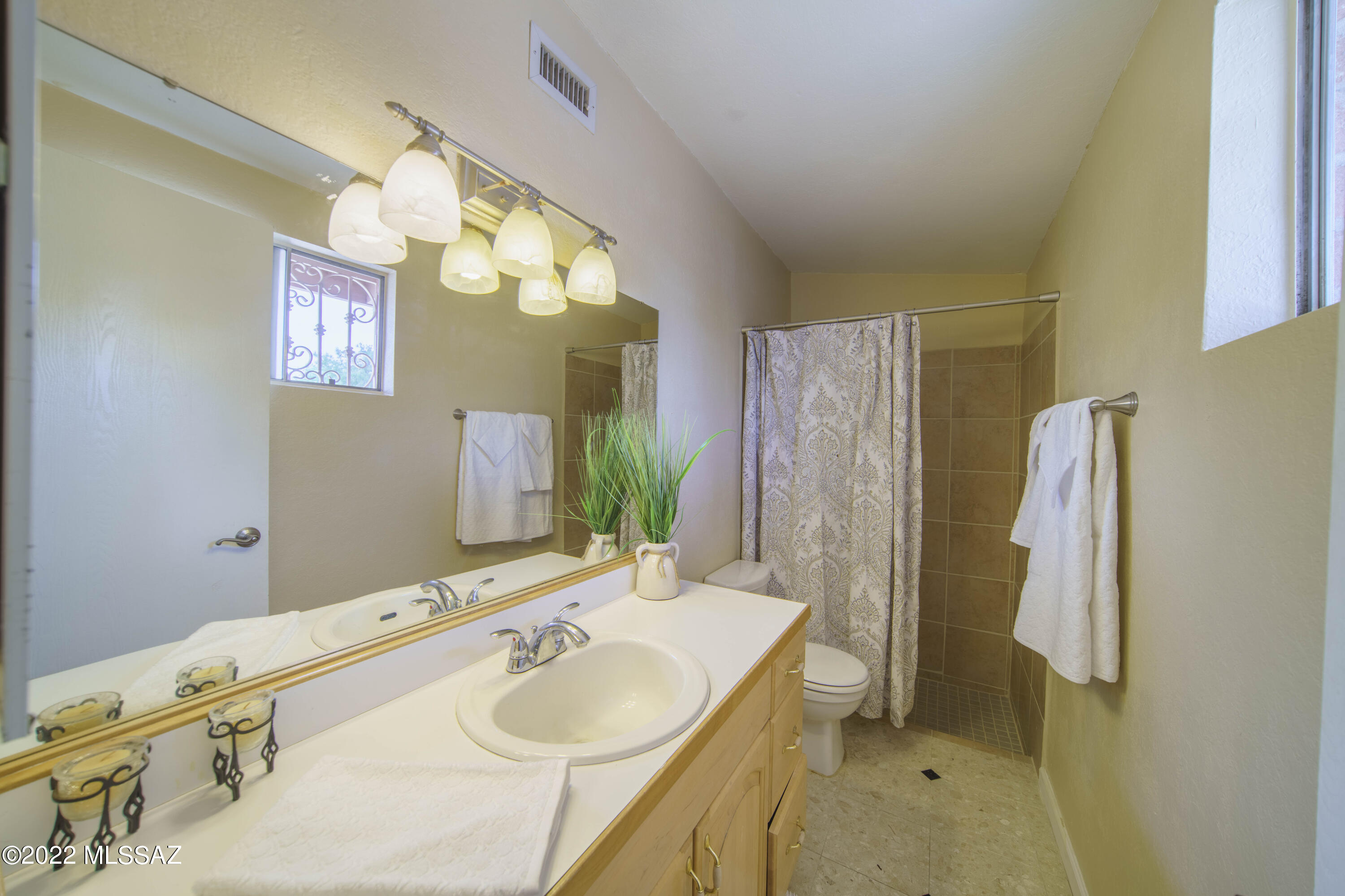 7547 North Rasmussen Avenue Tucson, AZ 85741 - Photo 14 of 33 Gallery Image 14