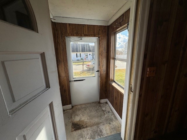 3 Highland Park Road Rutland, MA 01543 - Photo 12 of 25 a view of a hallway with wooden floor and entryway
