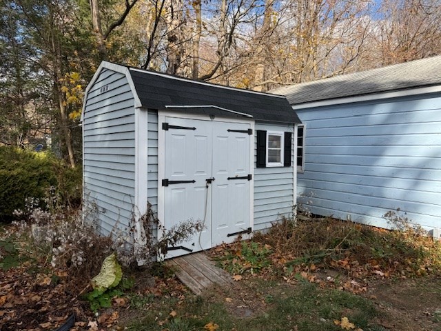 3 Highland Park Road Rutland, MA 01543 - Photo 5 of 25 a view of a house with a yard