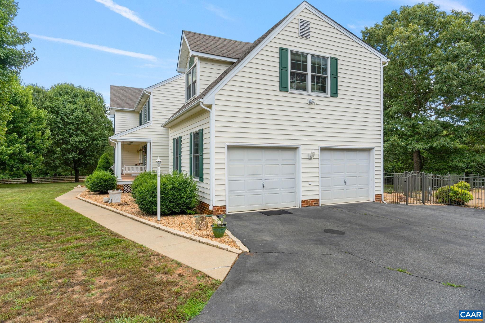 21 Deerview Road Keswick, VA 22947 - Photo 3 of 45