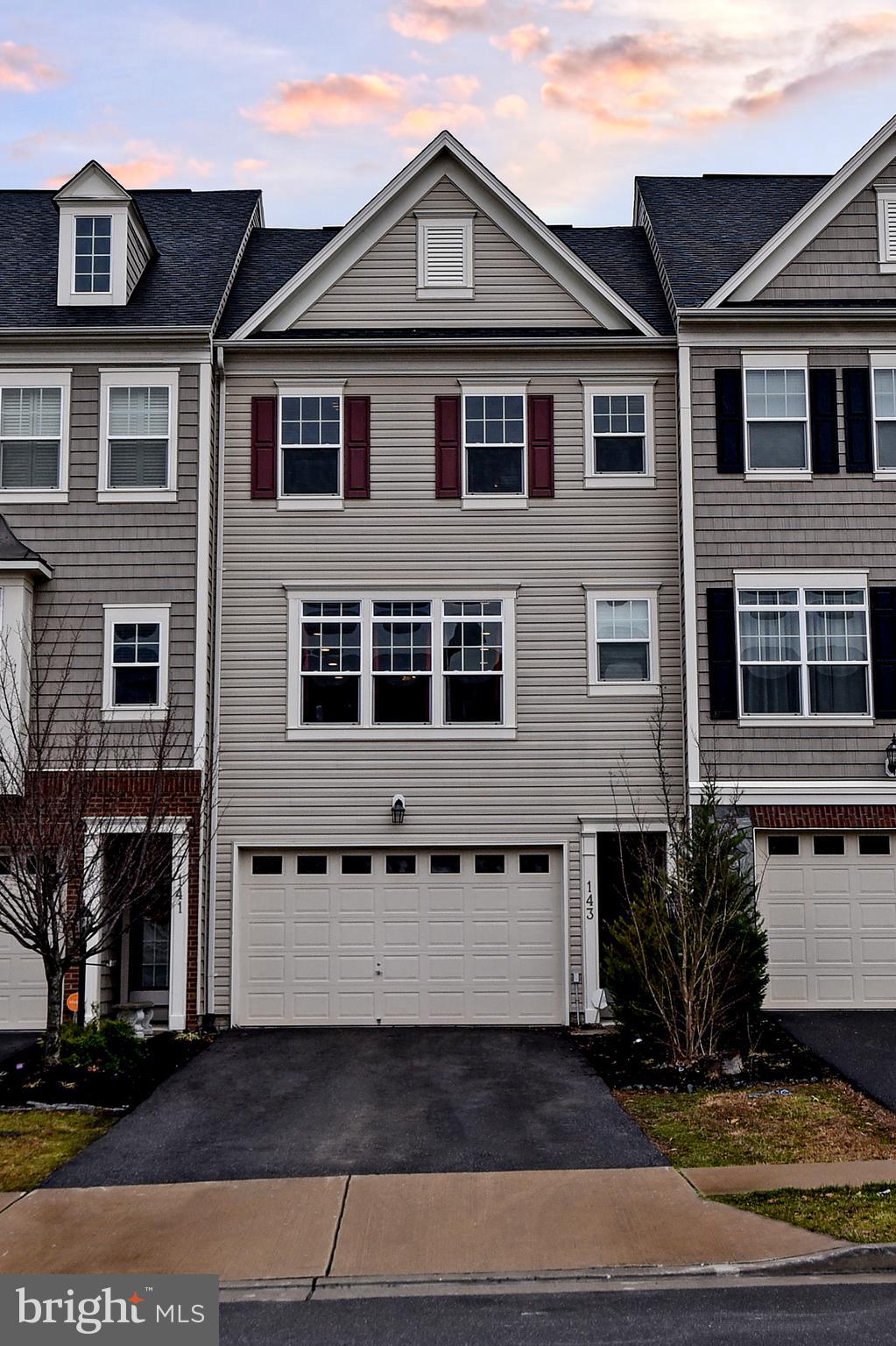 2 Car Garage