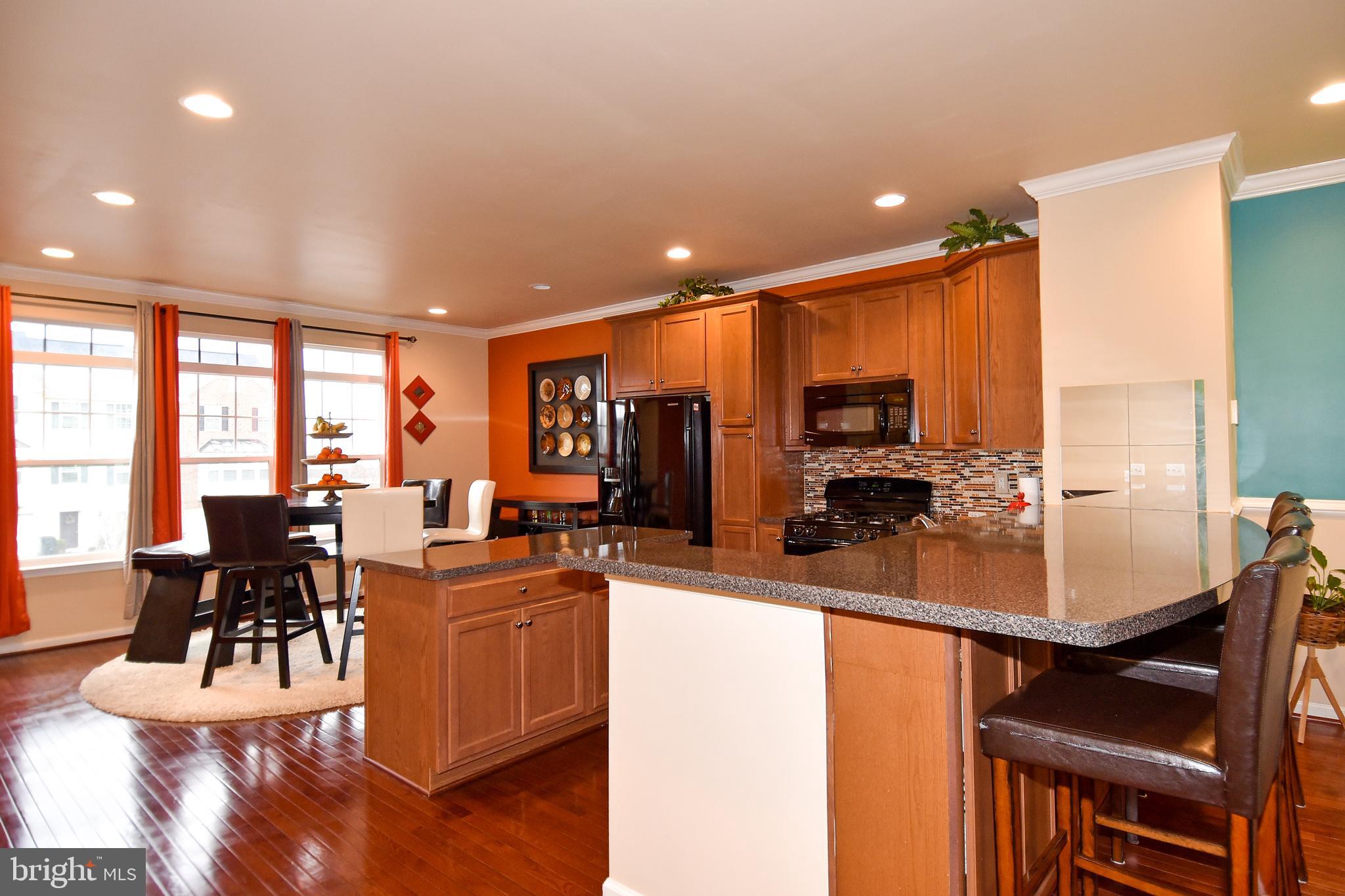 143 Short Branch Road Stafford, VA 22556 - Photo 10 of 36 Kitchen with Kitchen Island