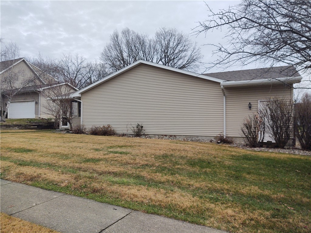 4610 Yorktown Court Decatur, IL 62521 - Photo 5 of 28