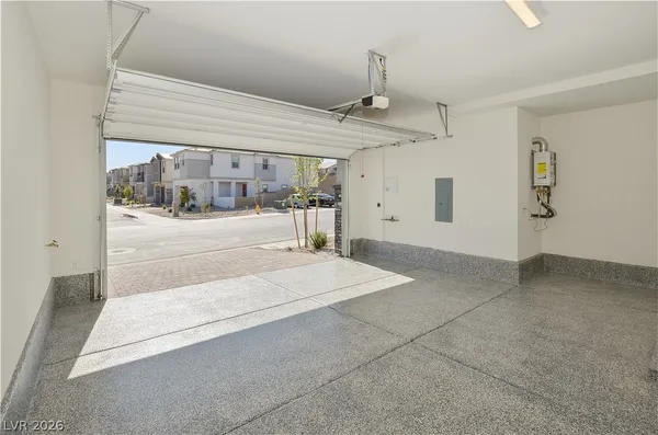 $2,450 | 12460 Kings Crk Place, Las Vegas, NV 89138