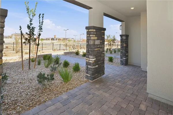 $2,450 | 12460 Kings Crk Place, Las Vegas, NV 89138