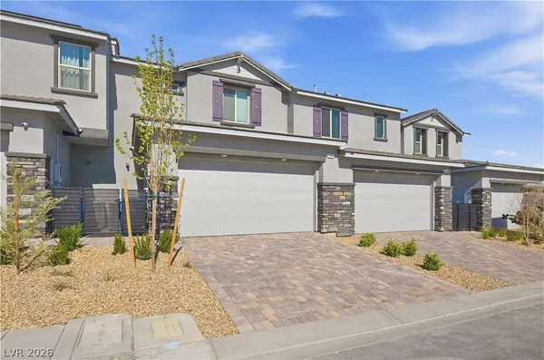 $2,450 | 12460 Kings Crk Place, Las Vegas, NV 89138