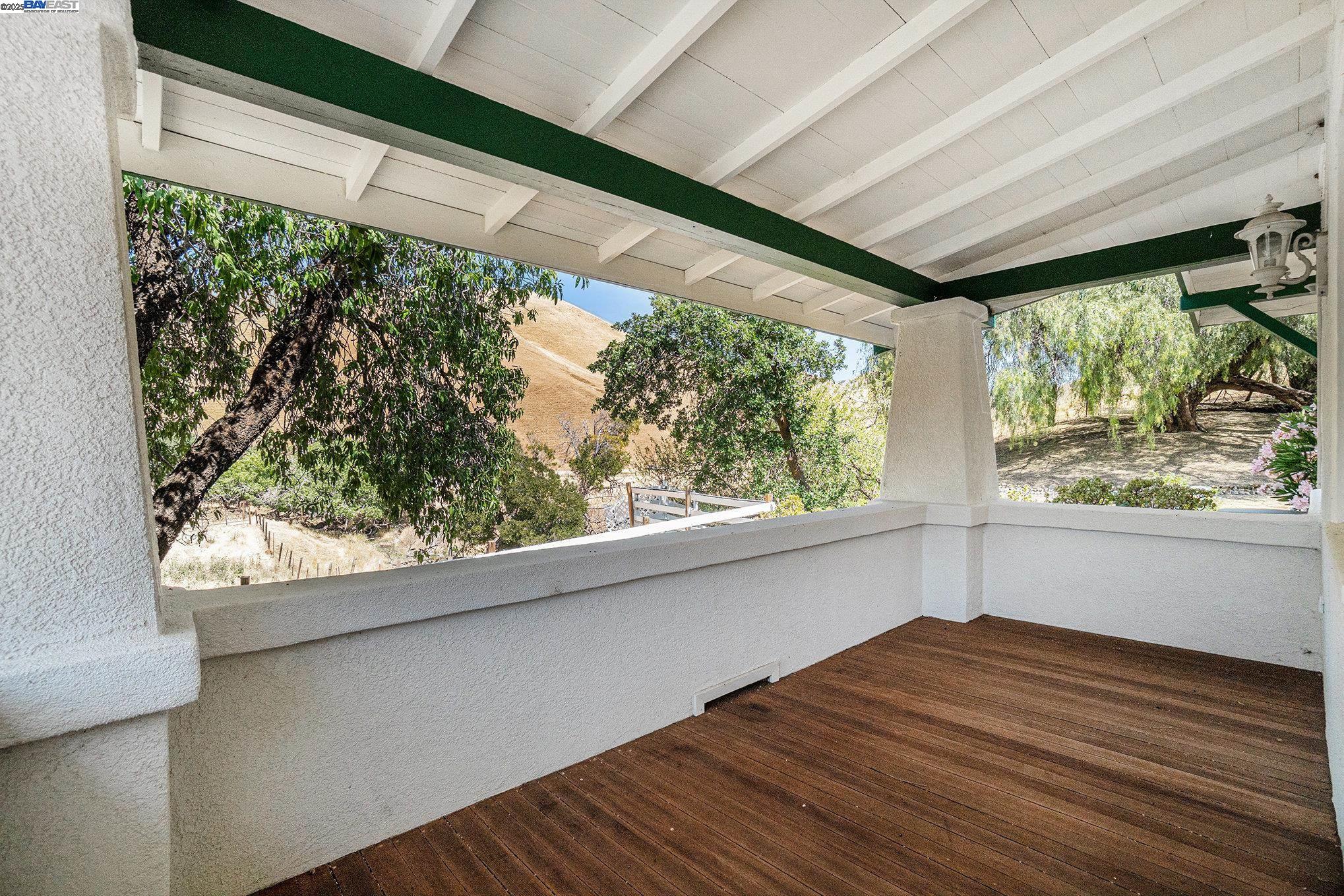 5799 Nortonville Road Pittsburg, CA 94565 - Photo 10 of 59 a view of a room that has a large window