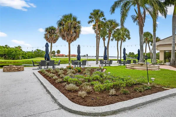 $269,000 | 800 Cove Cay Drive, Unit 7D, Clearwater, FL 33760