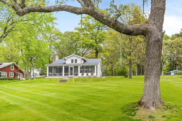 $2,799,000 | 607 C Illinois Avenue, Green Lake, WI 54941