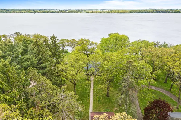 $2,799,000 | 607 C Illinois Avenue, Green Lake, WI 54941