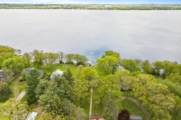$2,799,000 | 607 C Illinois Avenue, Green Lake, WI 54941