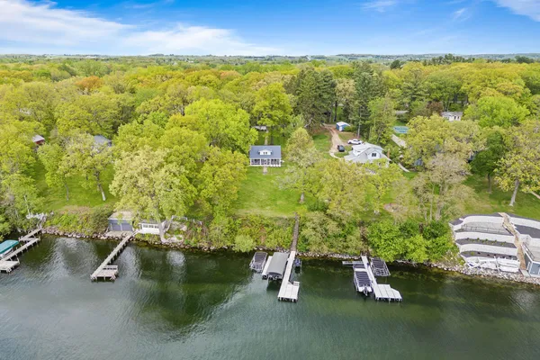 $2,799,000 | 607 C Illinois Avenue, Green Lake, WI 54941