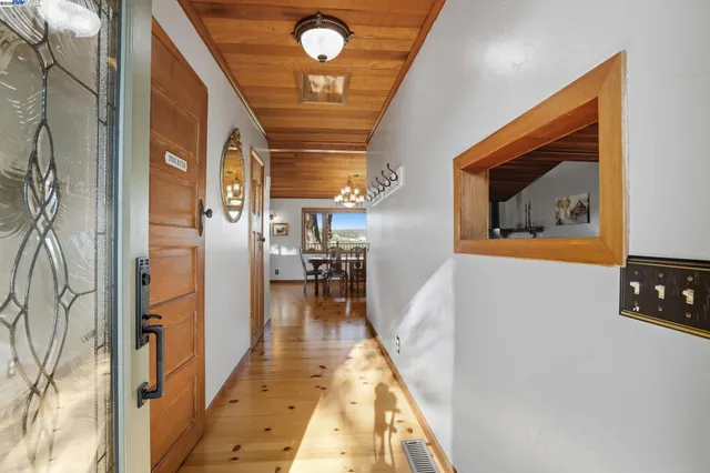 $799,000 | 16440 Clinton Road, Jackson, CA 95642