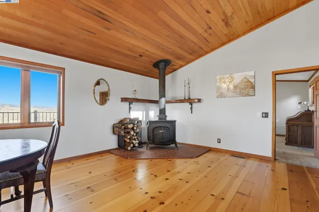 $799,000 | 16440 Clinton Road, Jackson, CA 95642