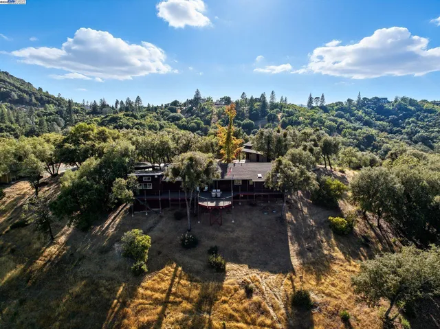 $799,000 | 16440 Clinton Road, Jackson, CA 95642