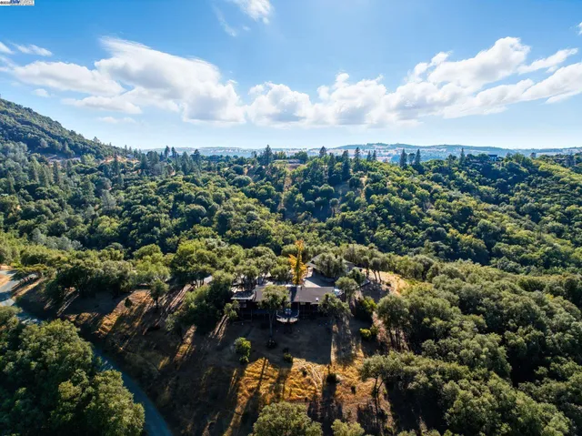 $799,000 | 16440 Clinton Road, Jackson, CA 95642