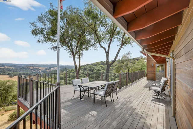 $799,000 | 16440 Clinton Road, Jackson, CA 95642
