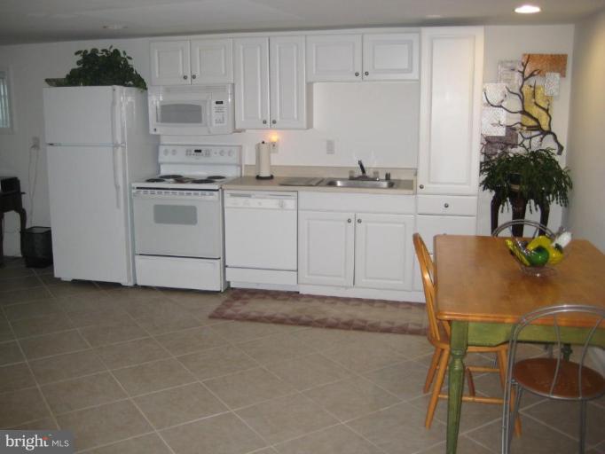9607 Flower Avenue Silver Spring, MD 20901 - Photo 14 of 24 2nd kitchen in lower level