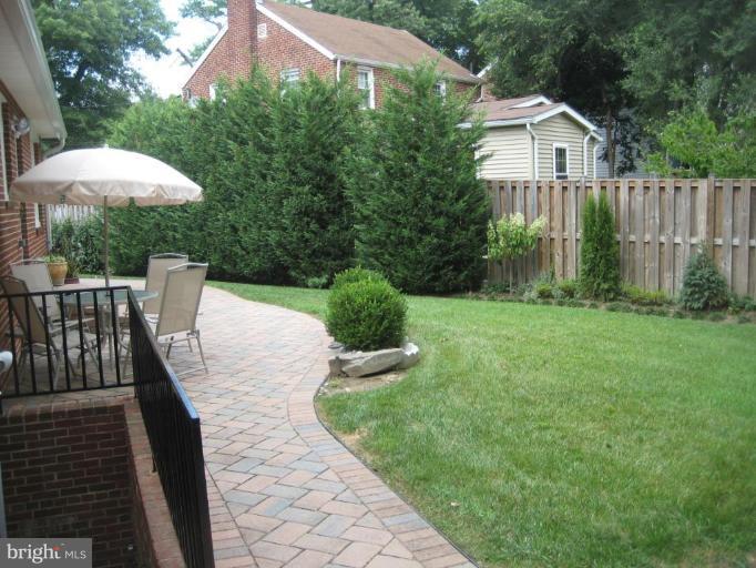 9607 Flower Avenue Silver Spring, MD 20901 - Photo 22 of 24 Exterior (Rear)