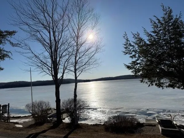 $5,000 | 9 Lakeside Road, Newbury, NH 03255