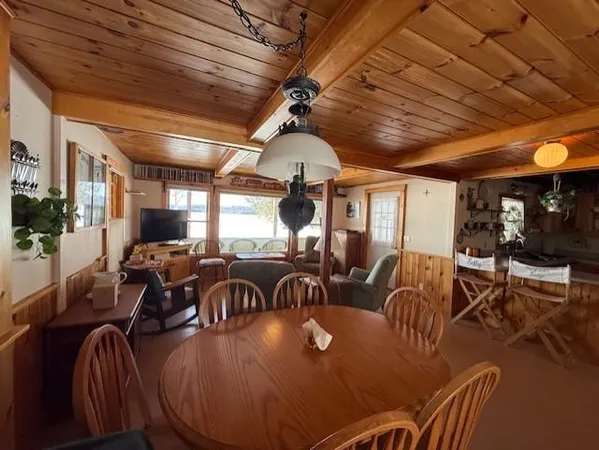 $5,000 | 9 Lakeside Road, Newbury, NH 03255