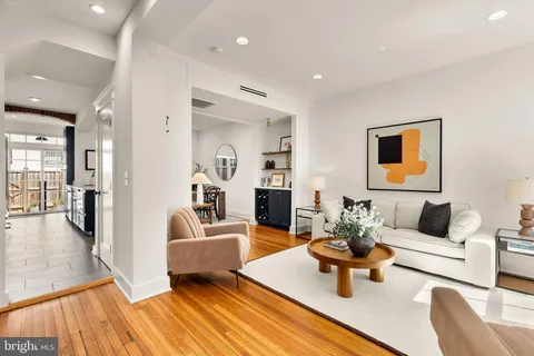 $899,500 | 409 Columbia Road Northwest, Washington, DC 20001