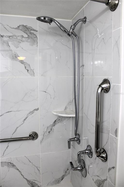 11485 Oakhurst Road, Unit 1200215 Largo, FL 33774 - Photo 24 of 68