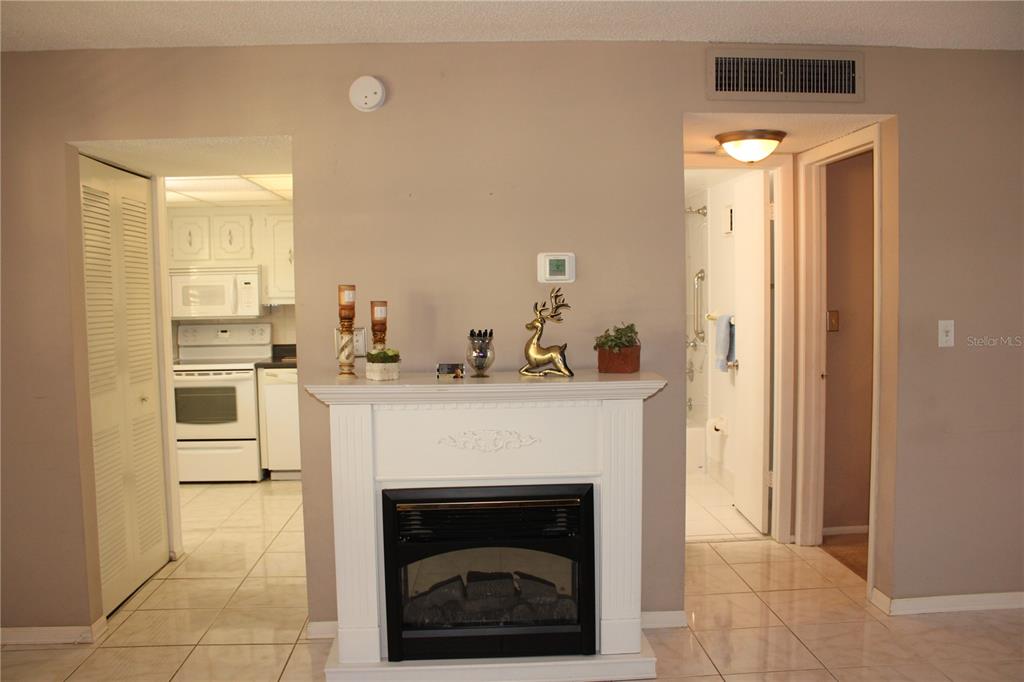 11485 Oakhurst Road, Unit 1200215 Largo, FL 33774 - Photo 4 of 68
