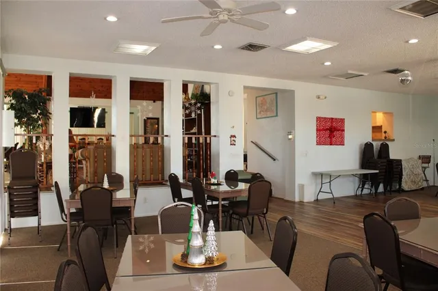 $128,000 | 11485 Oakhurst Road, Unit 1200215, Largo, FL 33774