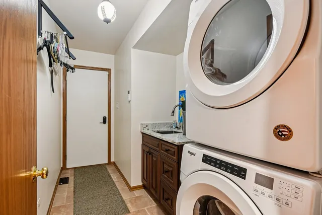 $474,899 | 14255 Wedgwood Glen Drive West, Orland Park, IL 60462