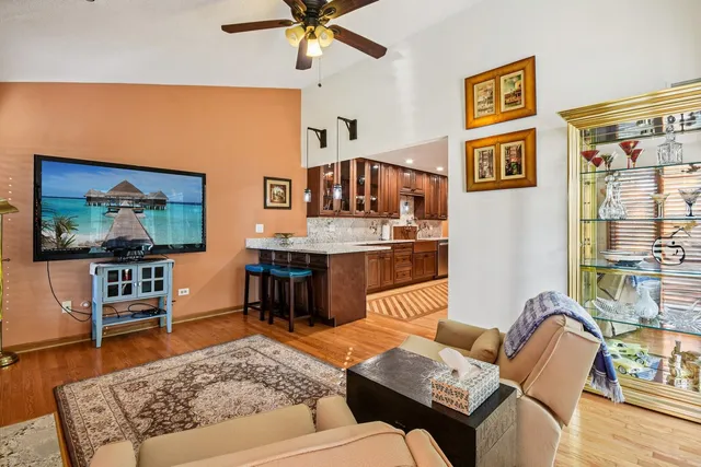 $474,899 | 14255 Wedgwood Glen Drive West, Orland Park, IL 60462