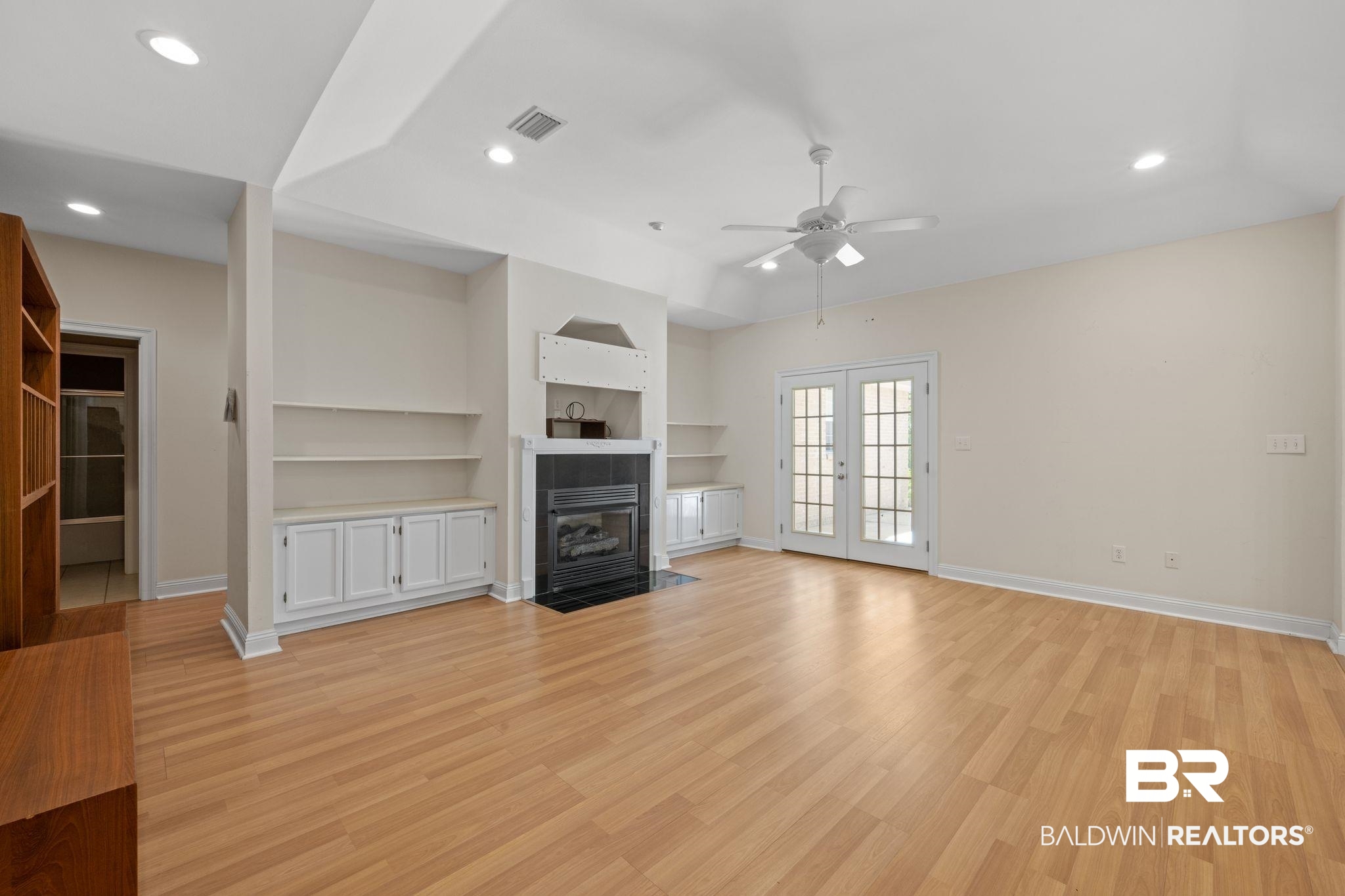 313 Savannah Circle Foley, AL 36535 - Photo 15 of 29