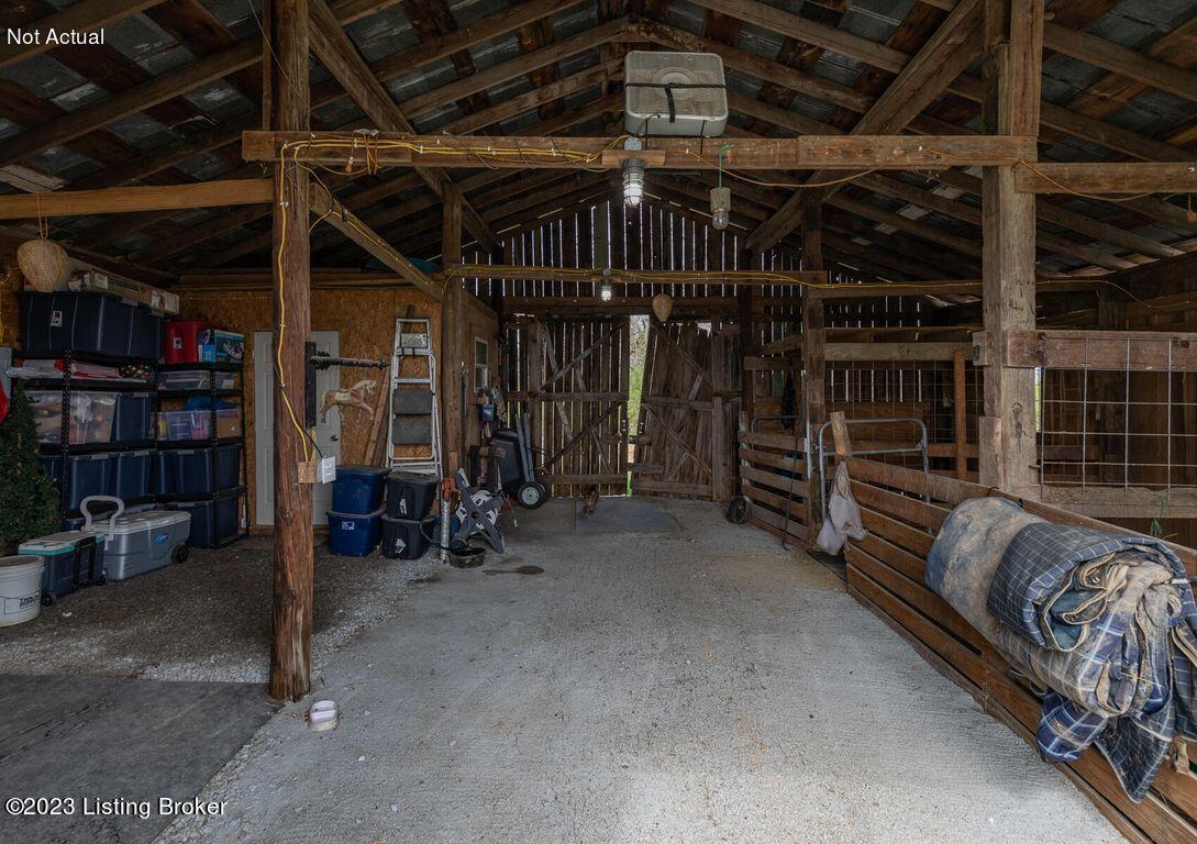 1489 White Conkwright Road Winchester, KY 40391 - Photo 11 of 53 27
