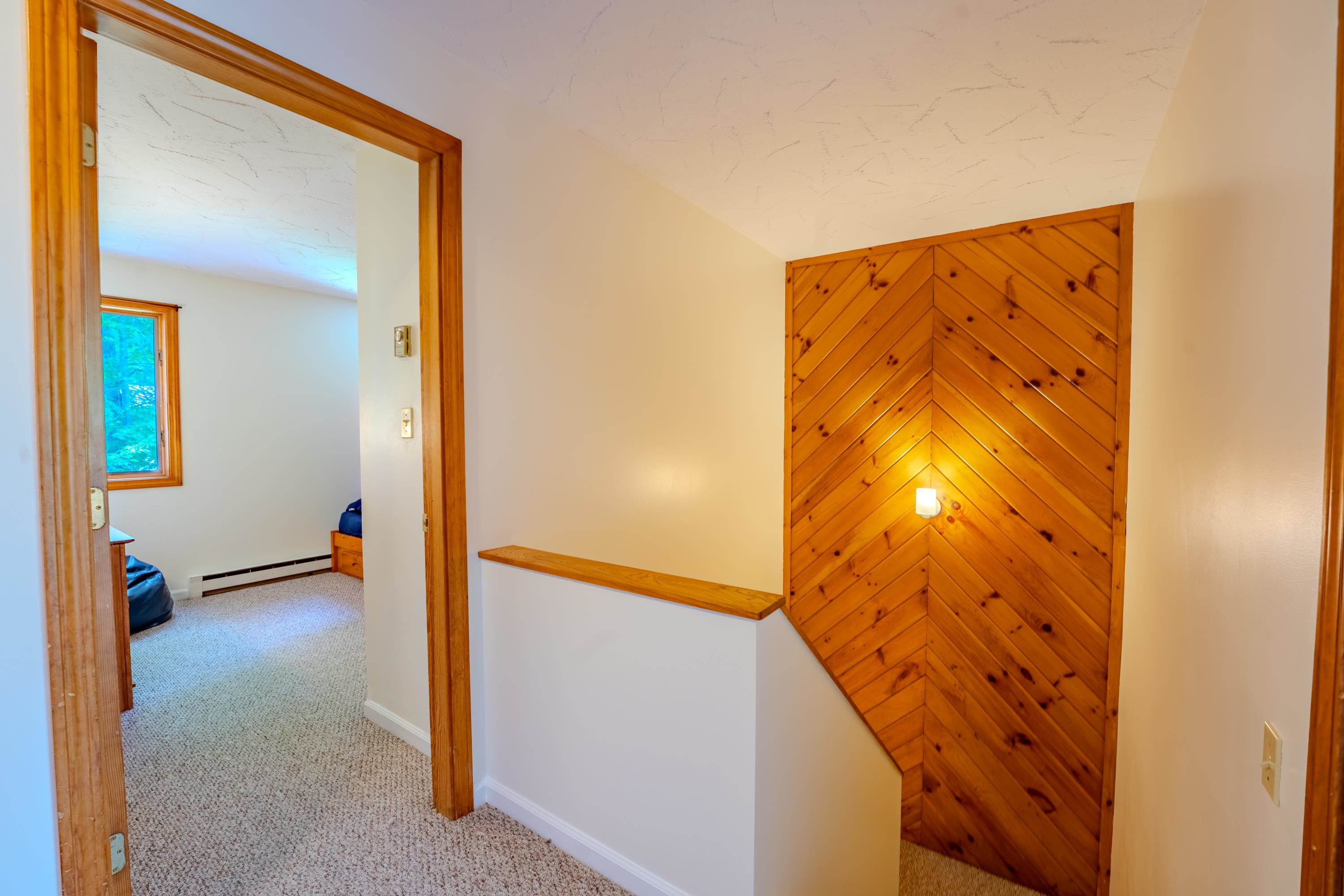 10 Greenridge Road, Unit 1 Lincoln, NH 03251 - Photo 17 of 37