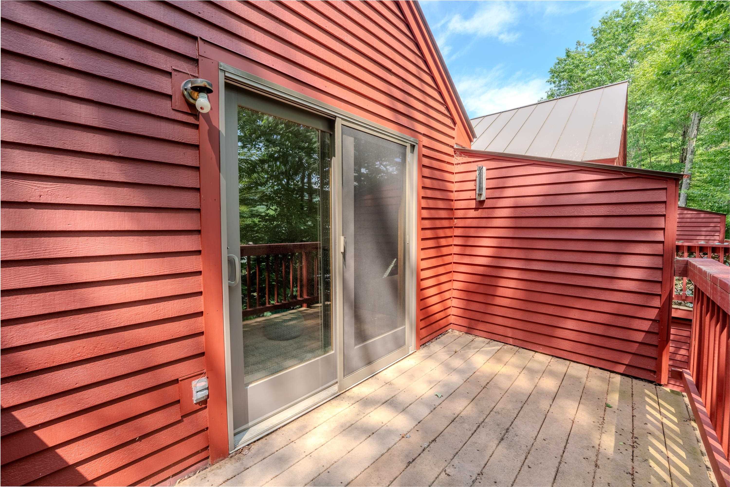 10 Greenridge Road, Unit 1 Lincoln, NH 03251 - Photo 31 of 37