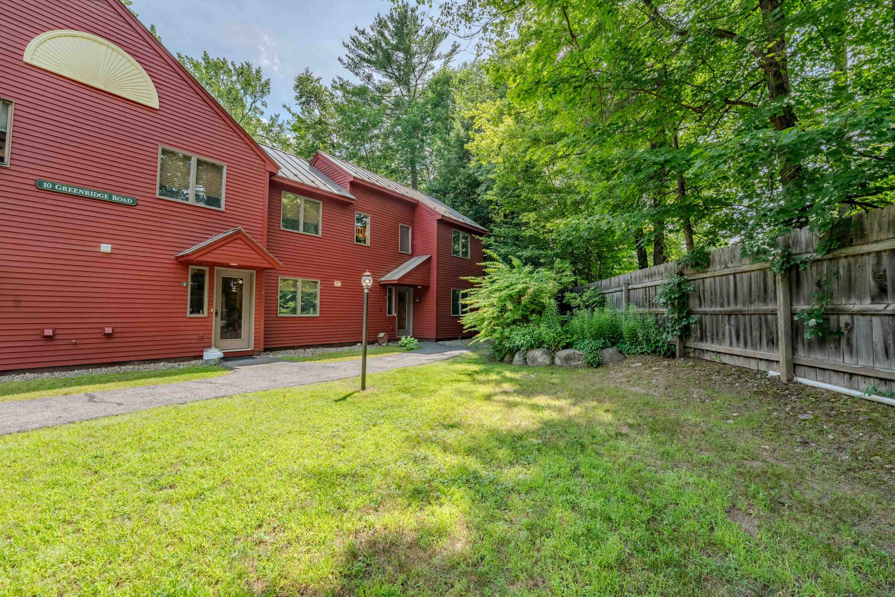 10 Greenridge Road, Unit 1 Lincoln, NH 03251 - Photo 32 of 37
