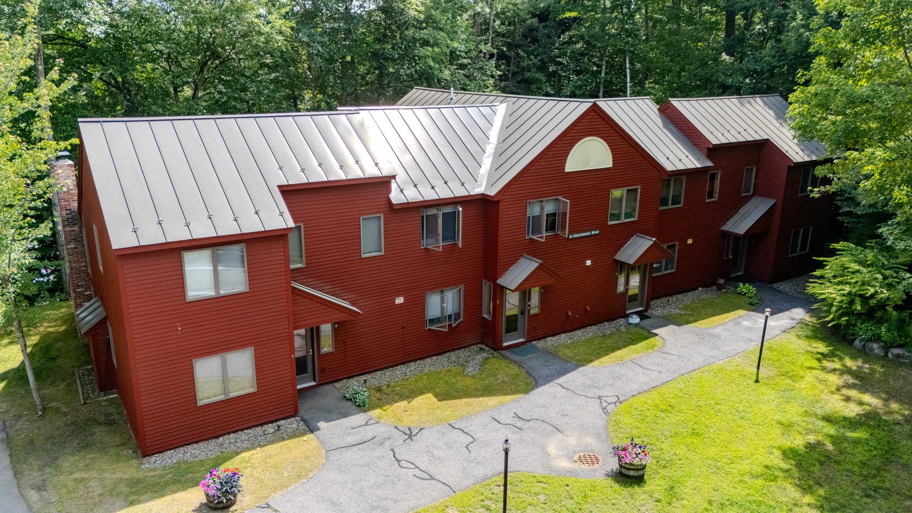 10 Greenridge Road, Unit 1 Lincoln, NH 03251 - Photo 36 of 37