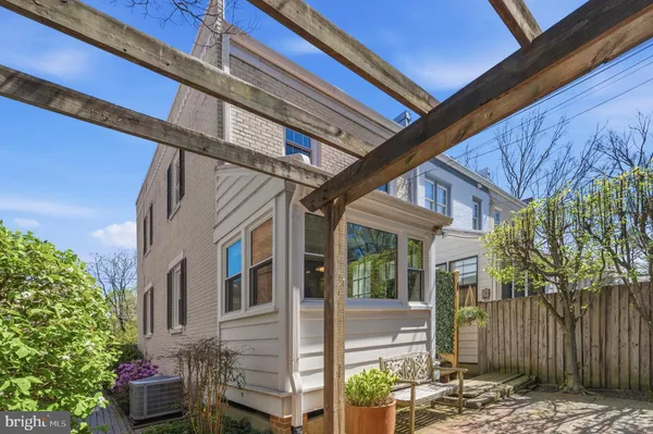 $1,285,000 | 4228 40th Street Northwest, Washington, DC 20016