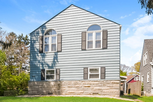460 Berkley Road Indianapolis, IN 46208 - Photo 2 of 23