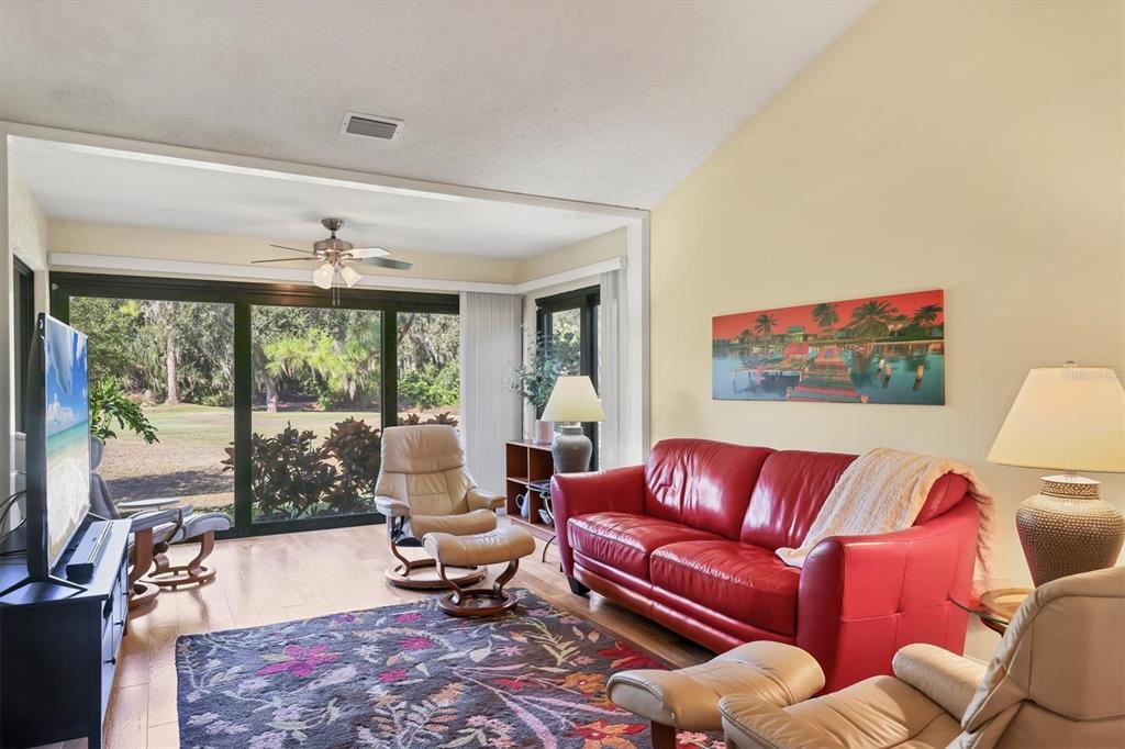 4513 Morningside, Unit 4 Sarasota, FL 34235 - Photo 9 of 81