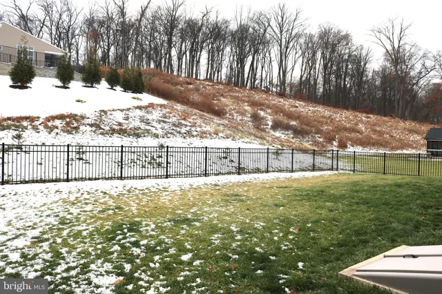 $585,000 | 2097 Hill Side Drive, Mechanicsburg, PA 17055