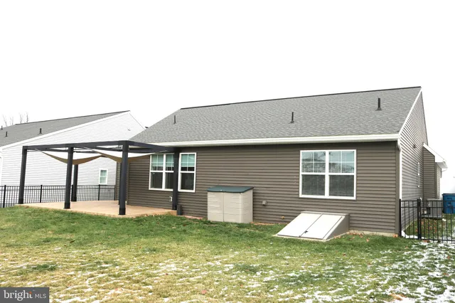 $585,000 | 2097 Hill Side Drive, Mechanicsburg, PA 17055