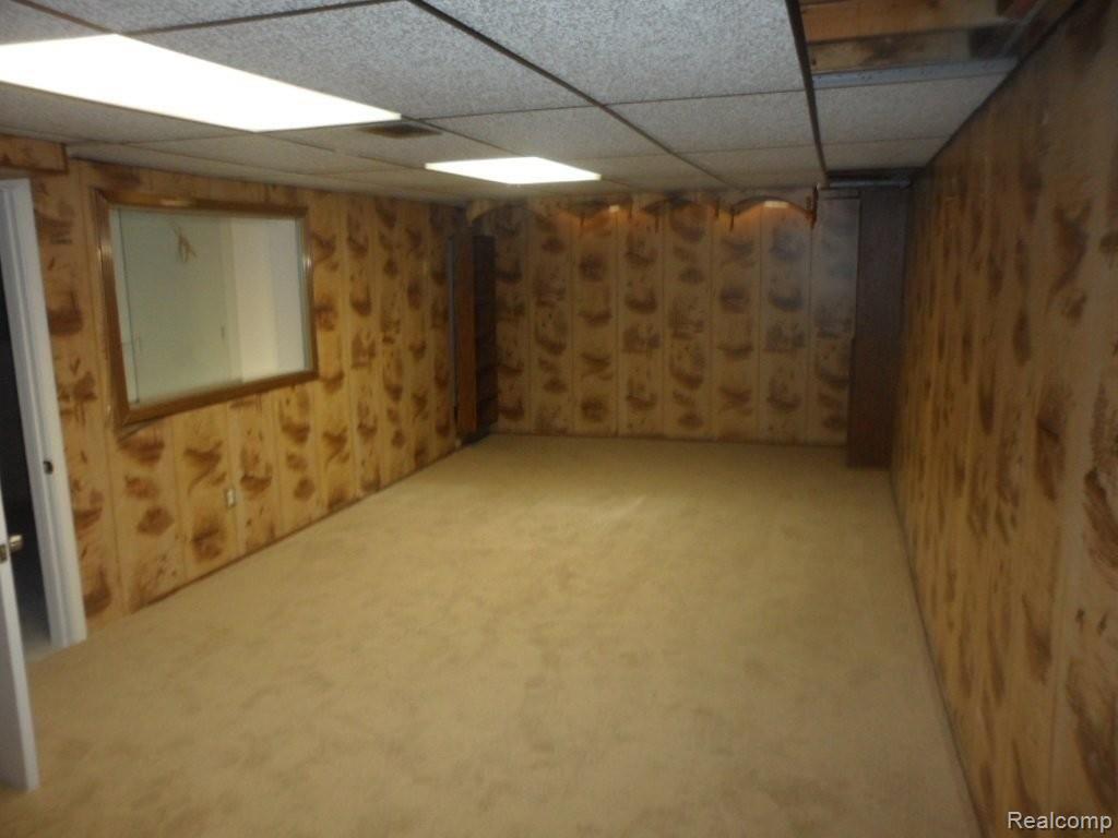 3903 Rolf Drive Warren, MI 48092 - Photo 9 of 15 SAM_0808.JPG