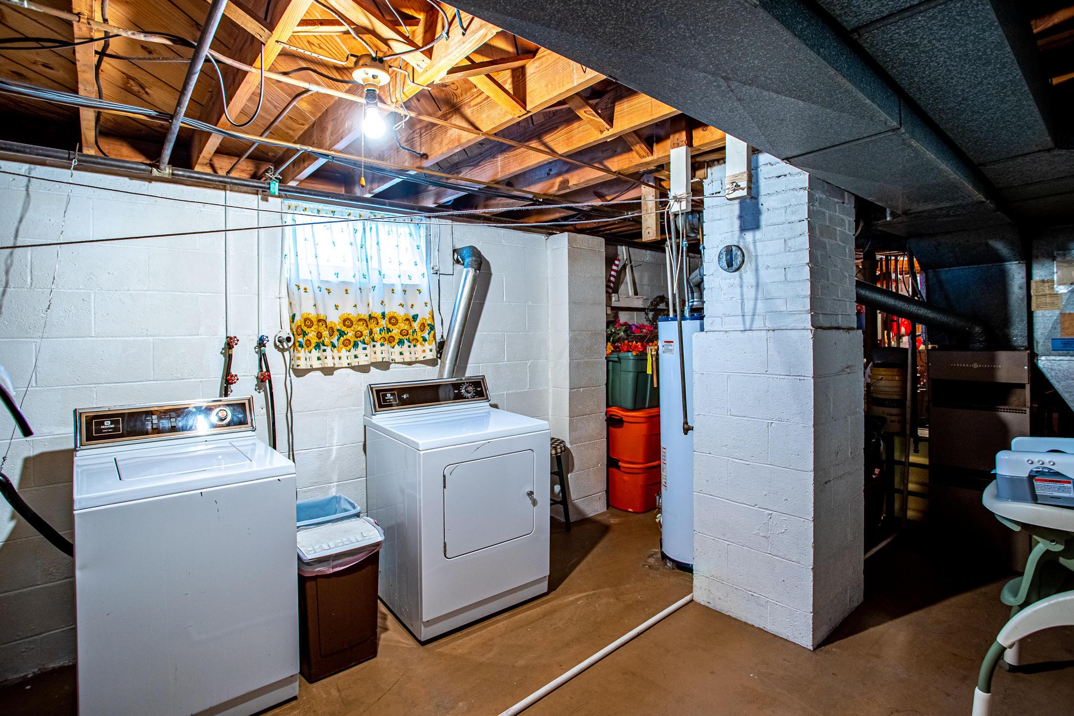 407 Demorest Road Columbus, OH 43204 - Photo 38 of 45 Gallery Image 38