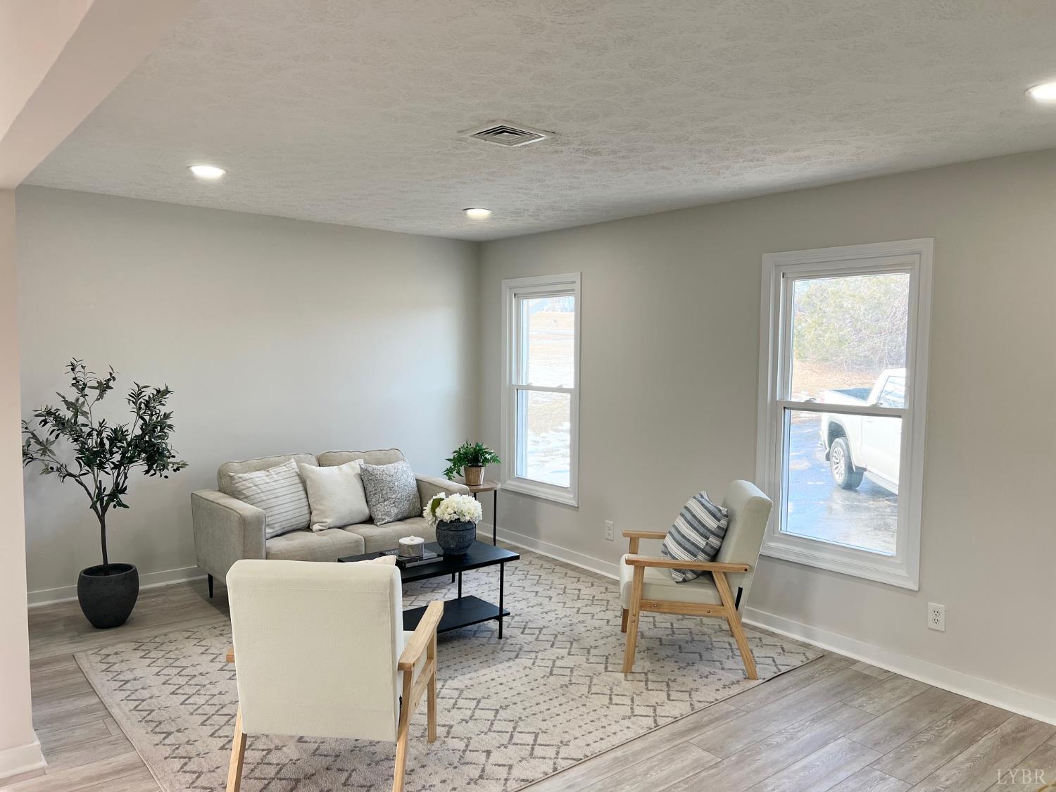 3567 Wards Road Altavista, VA 24517 - Photo 6 of 42